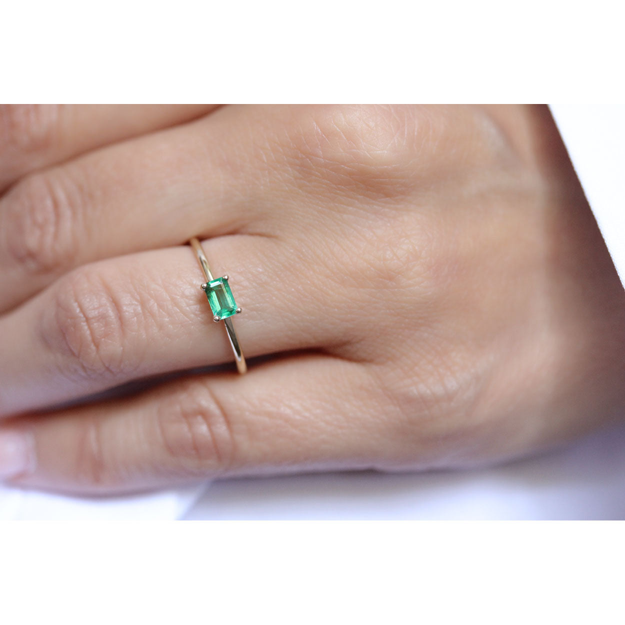 14K Solid Gold Green Emerald Minimalist Ring Model 2